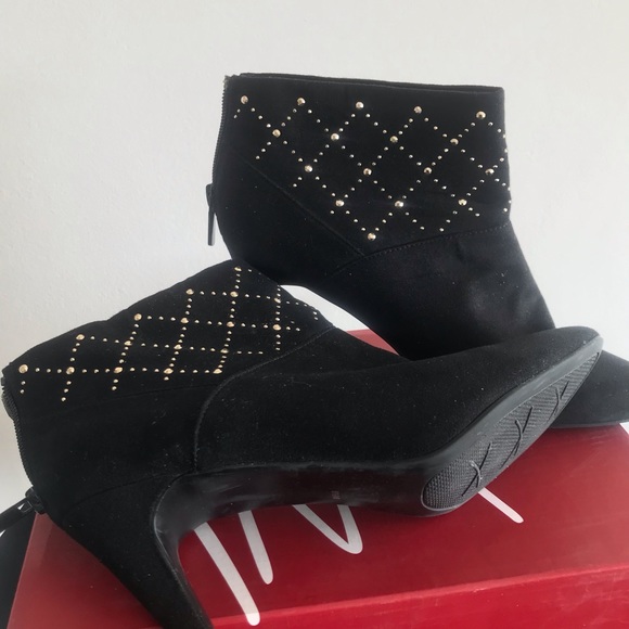 Bootie, Boots Impo Black and Gold Shoes - Picture 2 of 7